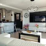 Apartment Sfera Luxusu - Widok Na Gory, Ogrod Na Dachu I Parking W Cenie! Pkp I Bus 650m, Energylandia, Szczyrk, Enduro, Jezioro Zywieckie *